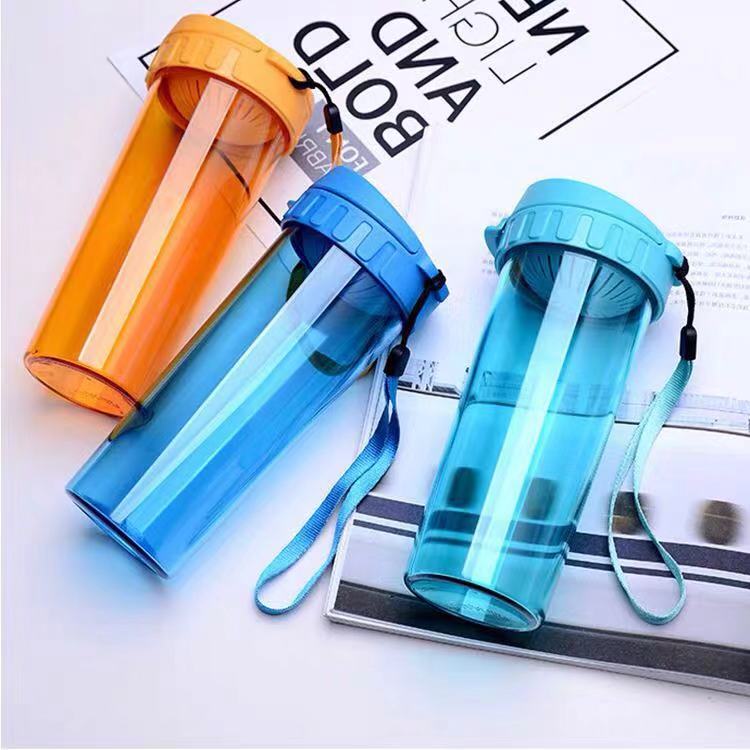 PC和tritan塑料杯材質(zhì)的區(qū)別在哪里？冠一容器為你解答